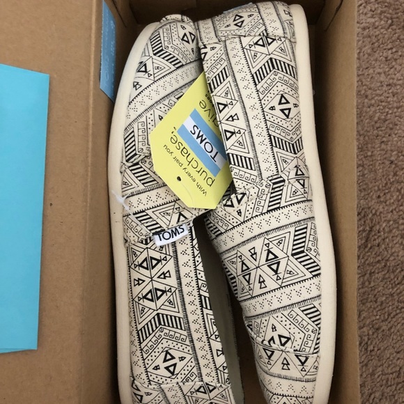 NWT toms women’s classic tribal - Picture 6 of 6